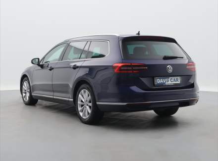 Volkswagen - Passat