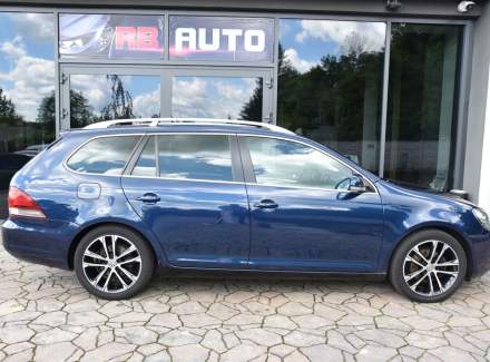 Volkswagen - Golf
