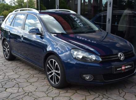 Volkswagen - Golf
