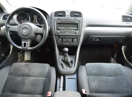 Volkswagen - Golf