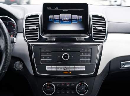 Mercedes-Benz - GLS