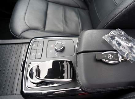 Mercedes-Benz - GLS
