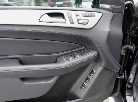 Mercedes-Benz - GLS