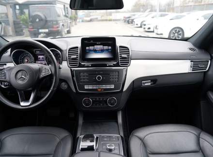 Mercedes-Benz - GLS
