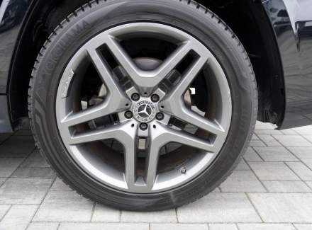 Mercedes-Benz - GLS