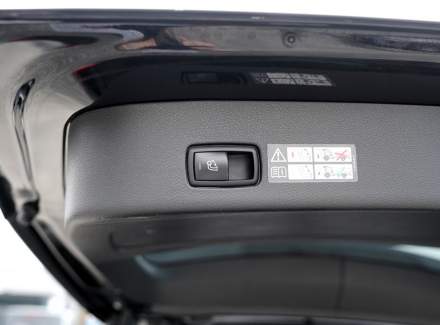 Mercedes-Benz - GLS