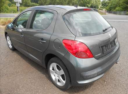 Peugeot - 207