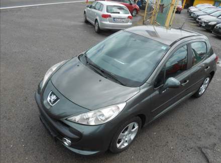 Peugeot - 207