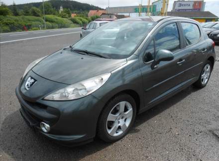 Peugeot - 207