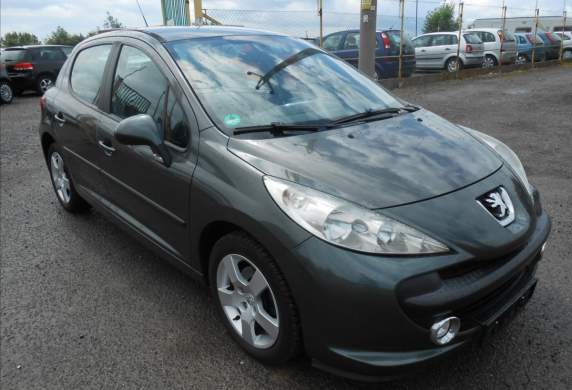 Peugeot - 207