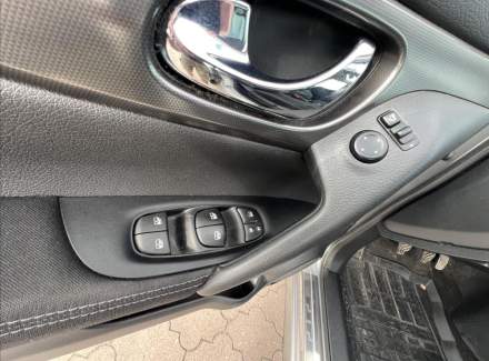 Nissan - Qashqai