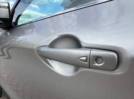 Nissan - Qashqai