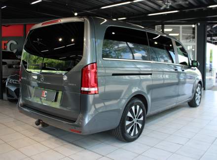 Mercedes-Benz - V-class