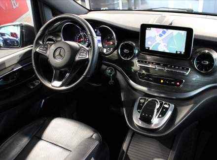 Mercedes-Benz - V-class