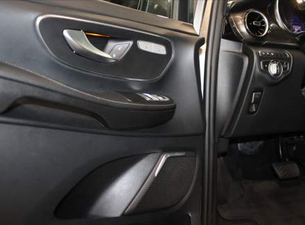 Mercedes-Benz - V-class