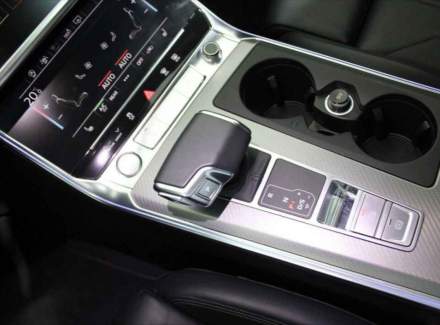 Audi - A6