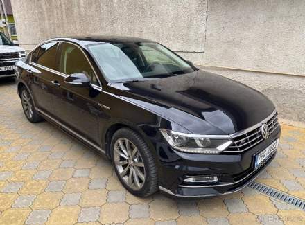 Volkswagen - Passat