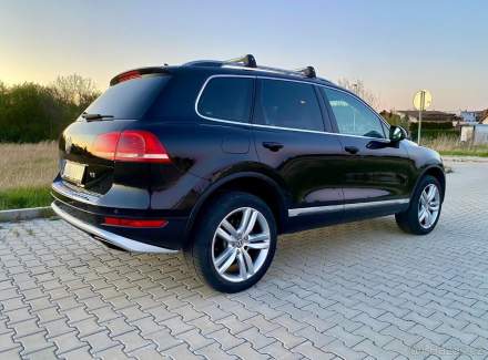 Volkswagen - Touareg
