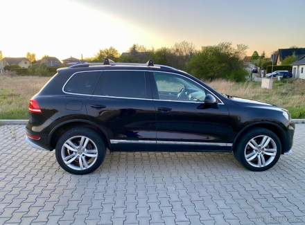 Volkswagen - Touareg