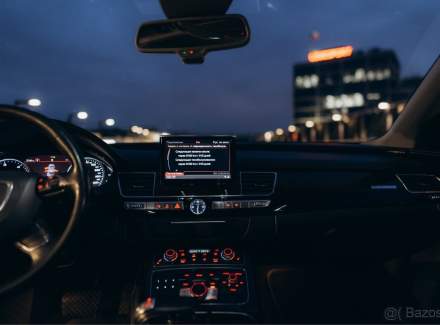 Audi - A8