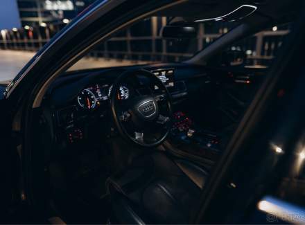 Audi - A8