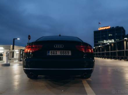 Audi - A8