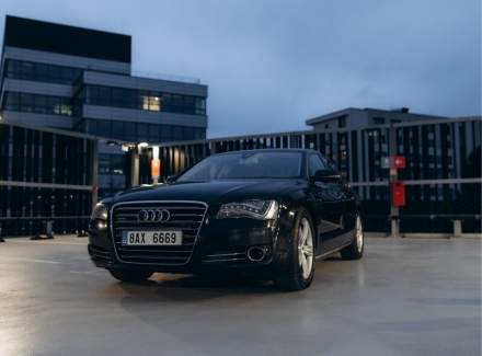 Audi - A8