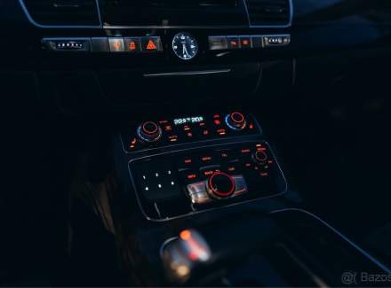 Audi - A8