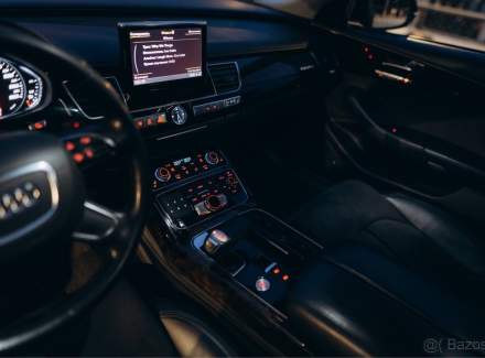 Audi - A8