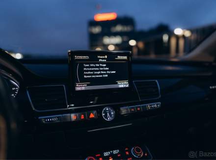 Audi - A8