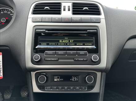 Volkswagen - Polo