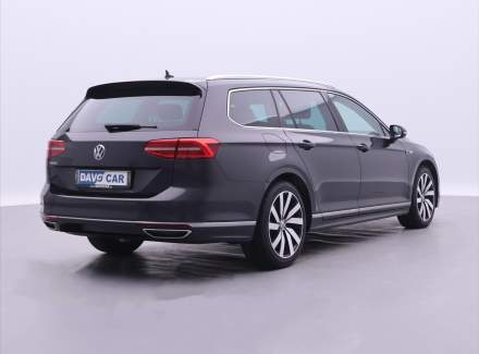 Volkswagen - Passat
