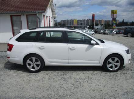 Škoda - Octavia
