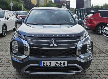 Mitsubishi - Outlander