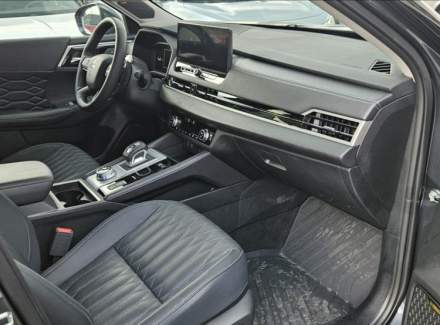 Mitsubishi - Outlander
