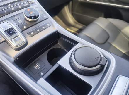 Hyundai - Santa FE