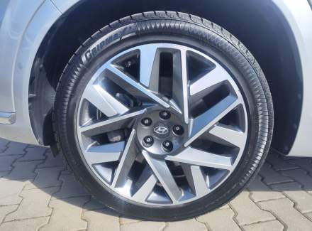 Hyundai - Santa FE