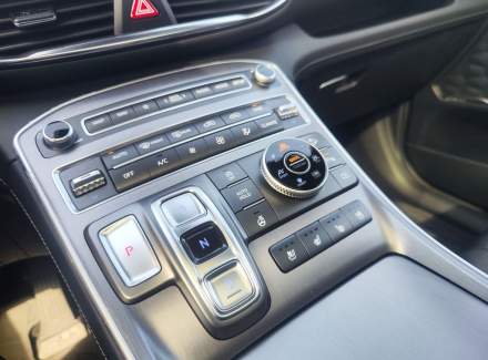 Hyundai - Santa FE