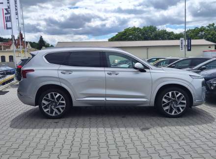 Hyundai - Santa FE