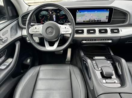 Mercedes-Benz - GLS