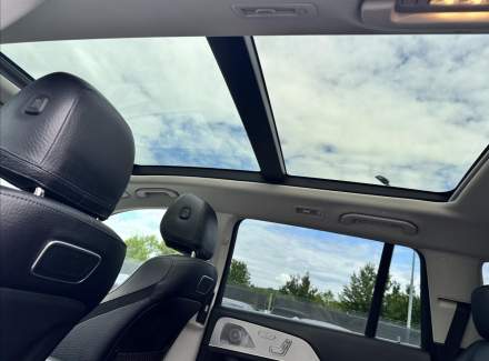 Mercedes-Benz - GLS