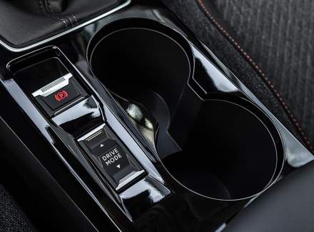 Peugeot - 208