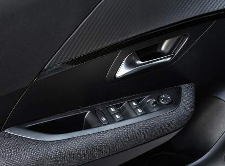 Peugeot - 208