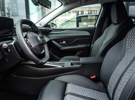 Peugeot - 308