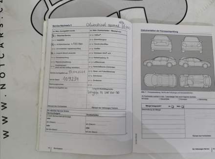 Volkswagen - Golf
