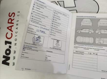 Volkswagen - Golf