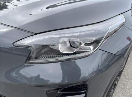Kia - XCeed