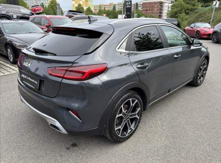 Kia - XCeed