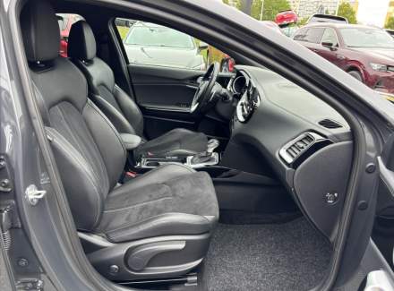 Kia - XCeed