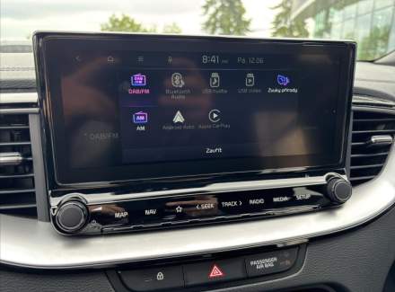 Kia - XCeed